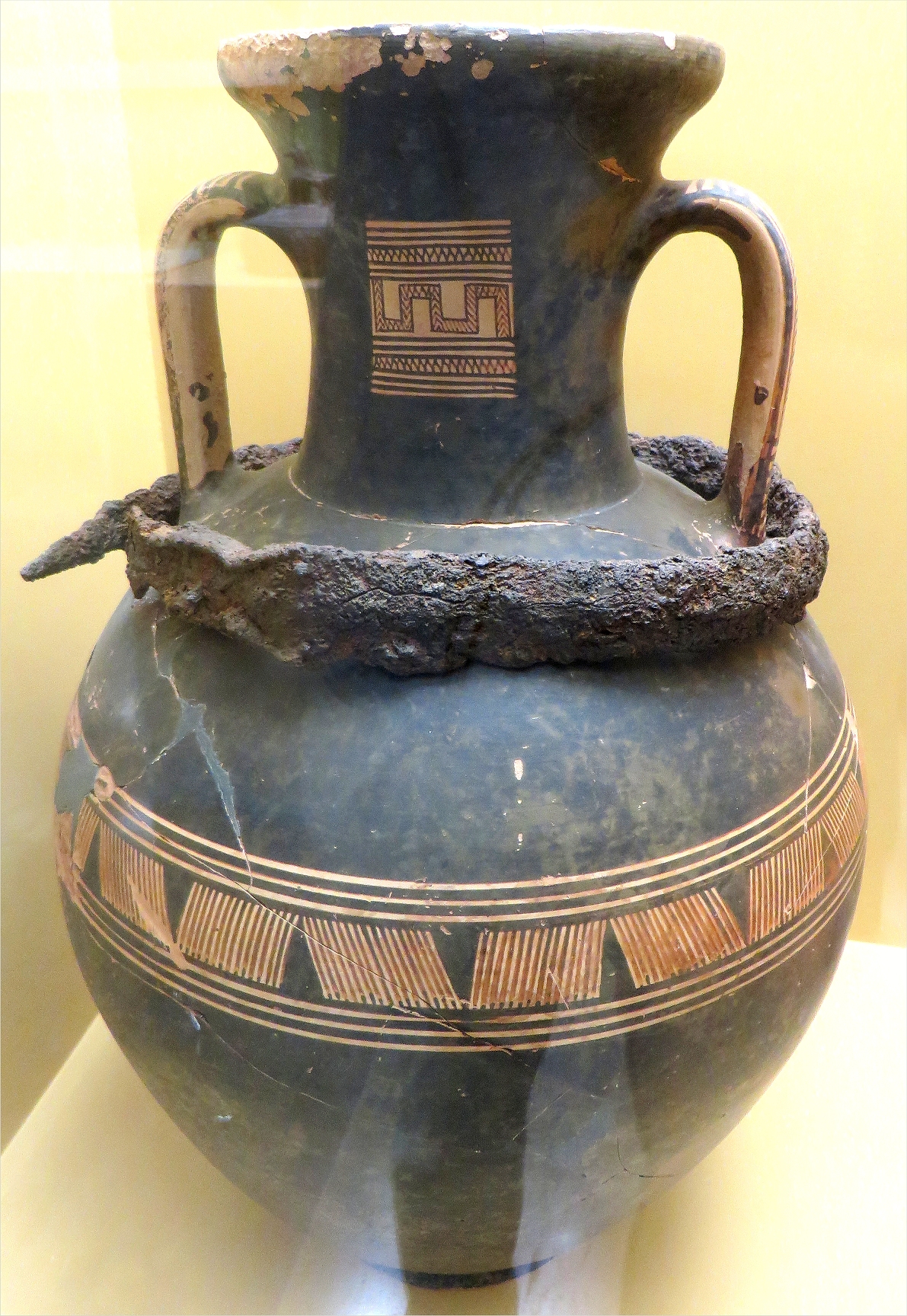 StOa Museum Athens;irOn swOrd