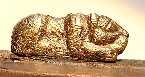 Luristan Mask sword lion